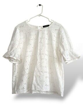 Luxveer White Lace Eyelet Blouse Plus Short Sleeve